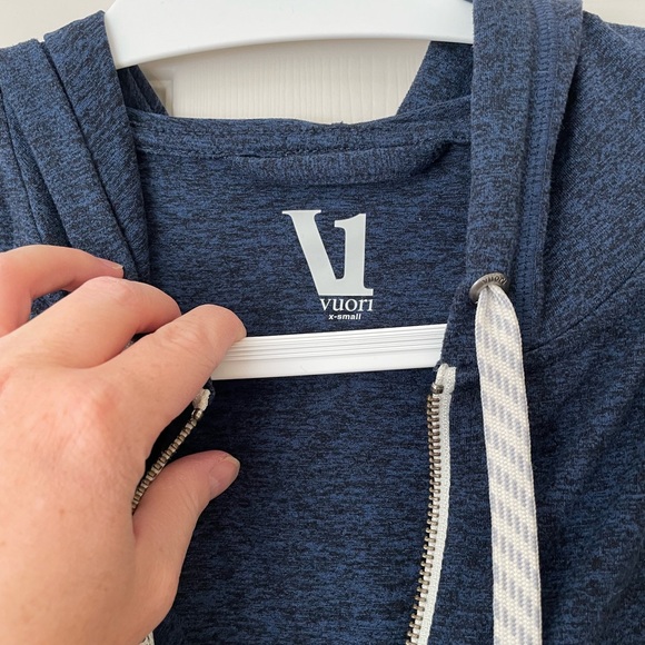 Vuori Womens’ Halo Performance Hoodie XS - Picture 5 of 6